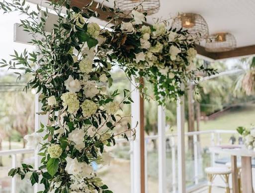 Florist Manly: Choose Flowers for a Coastal Setting